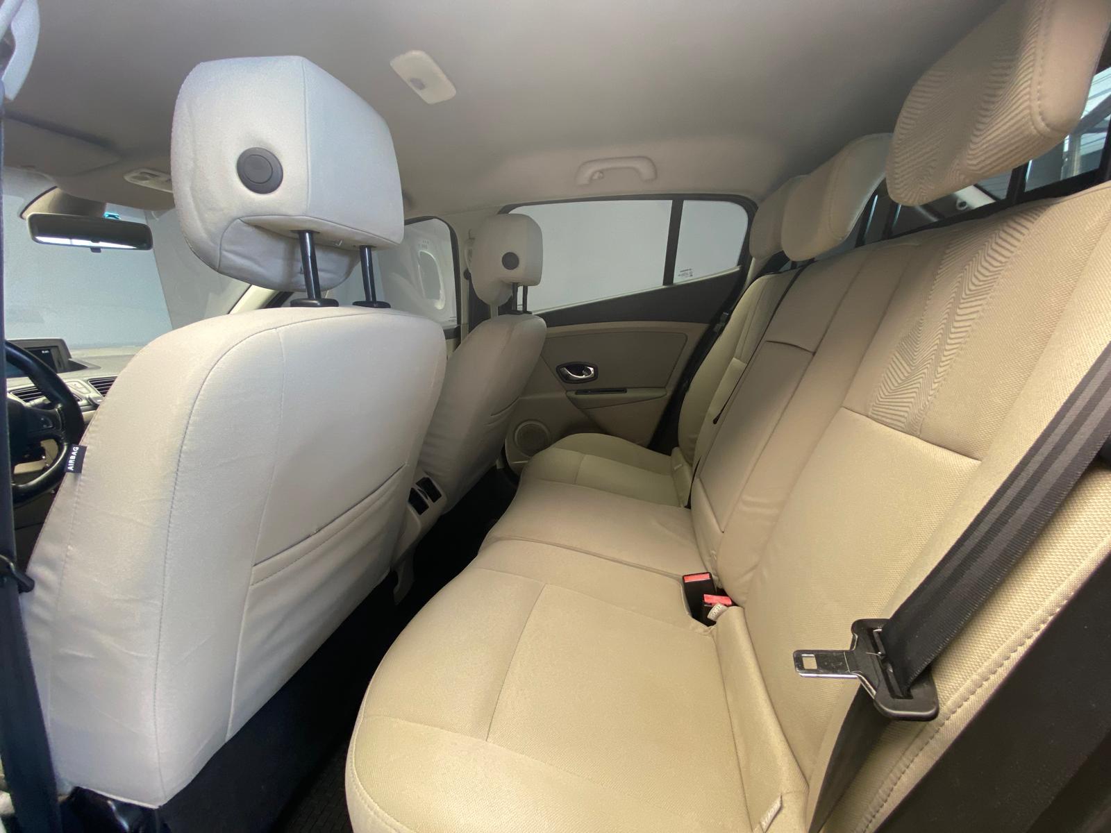 2012 RENAULT MEGANE HB 1.5 DCI
