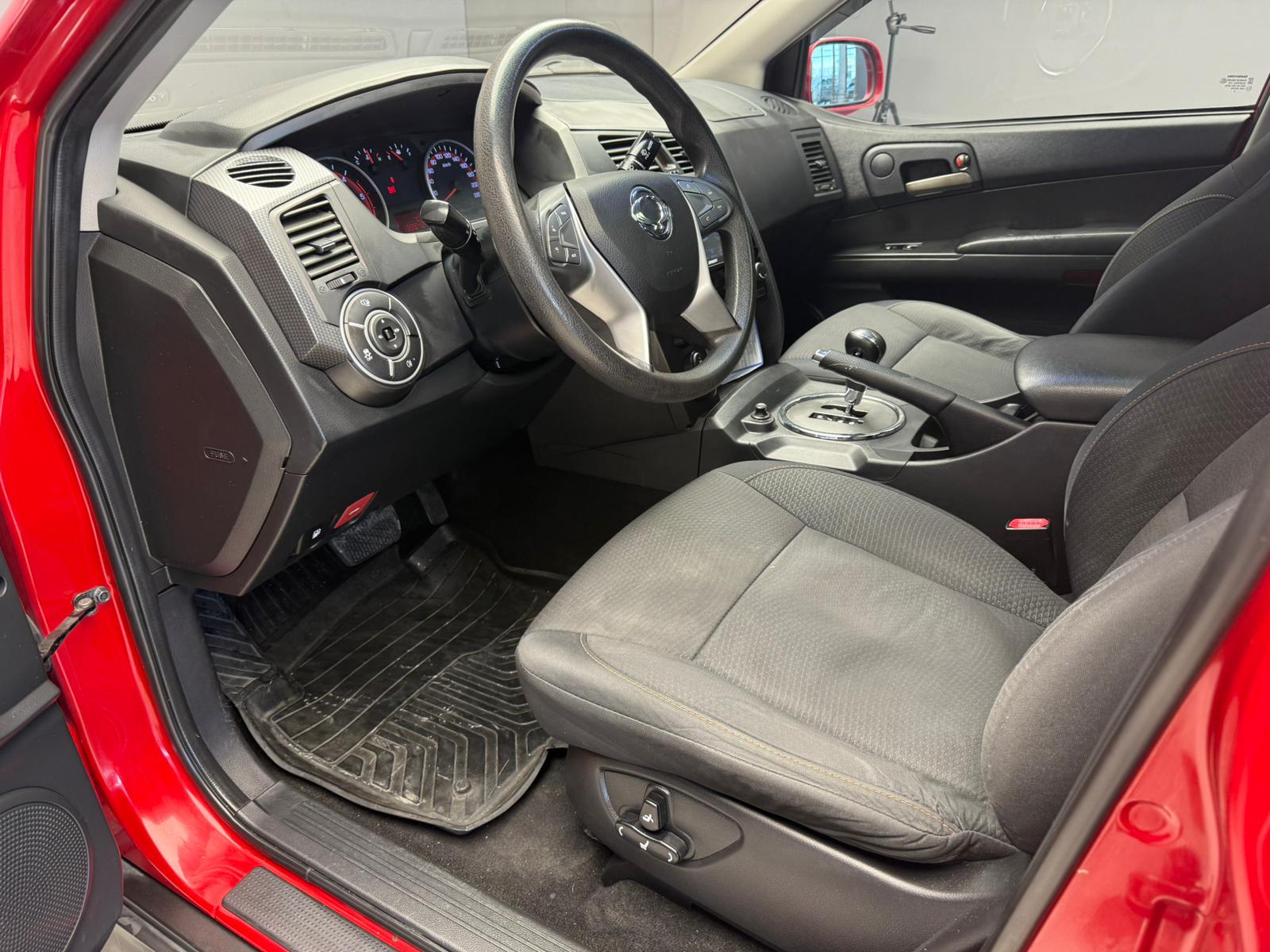 2015 MODEL SSANGYOUNG KORANDO SPORTS