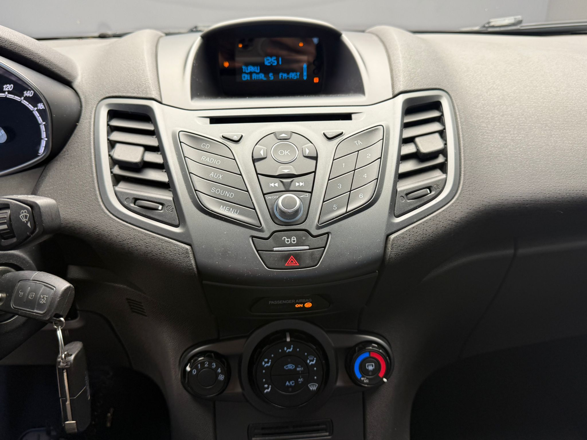 2016 MODEL FORD FİESTA 1.6 TREND