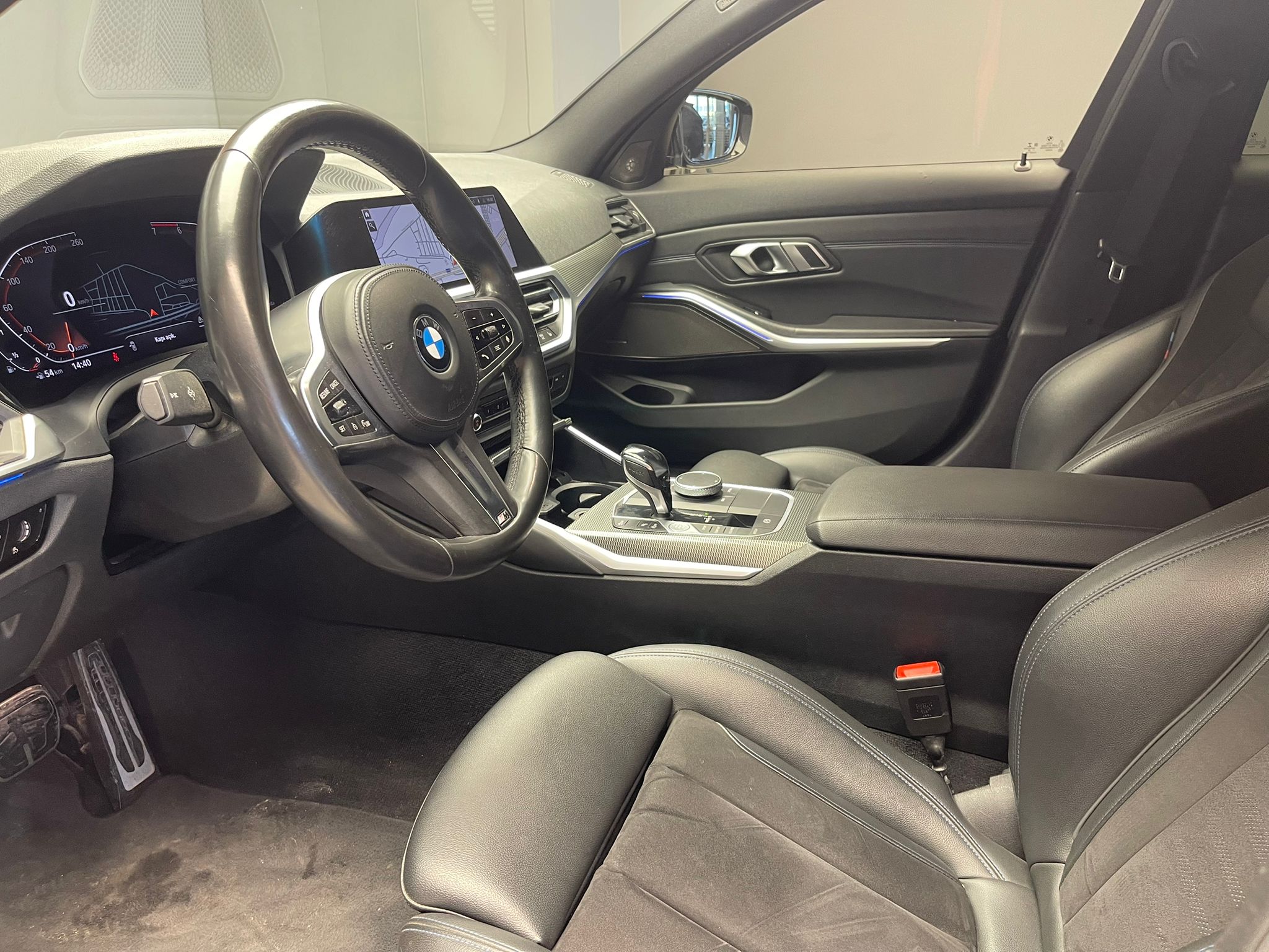 2020 MODEL BMW 320İ