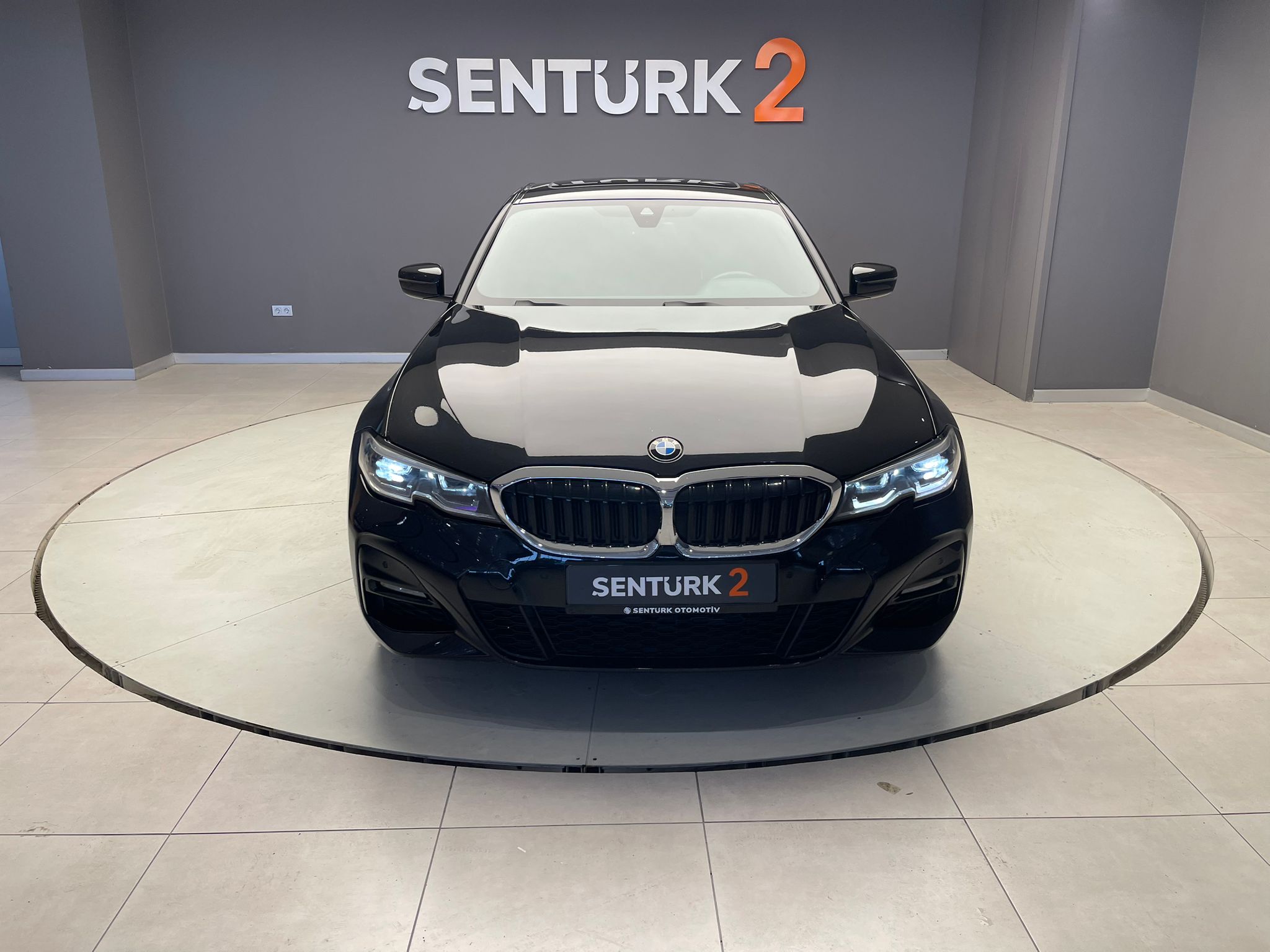 2020 MODEL BMW 320İ