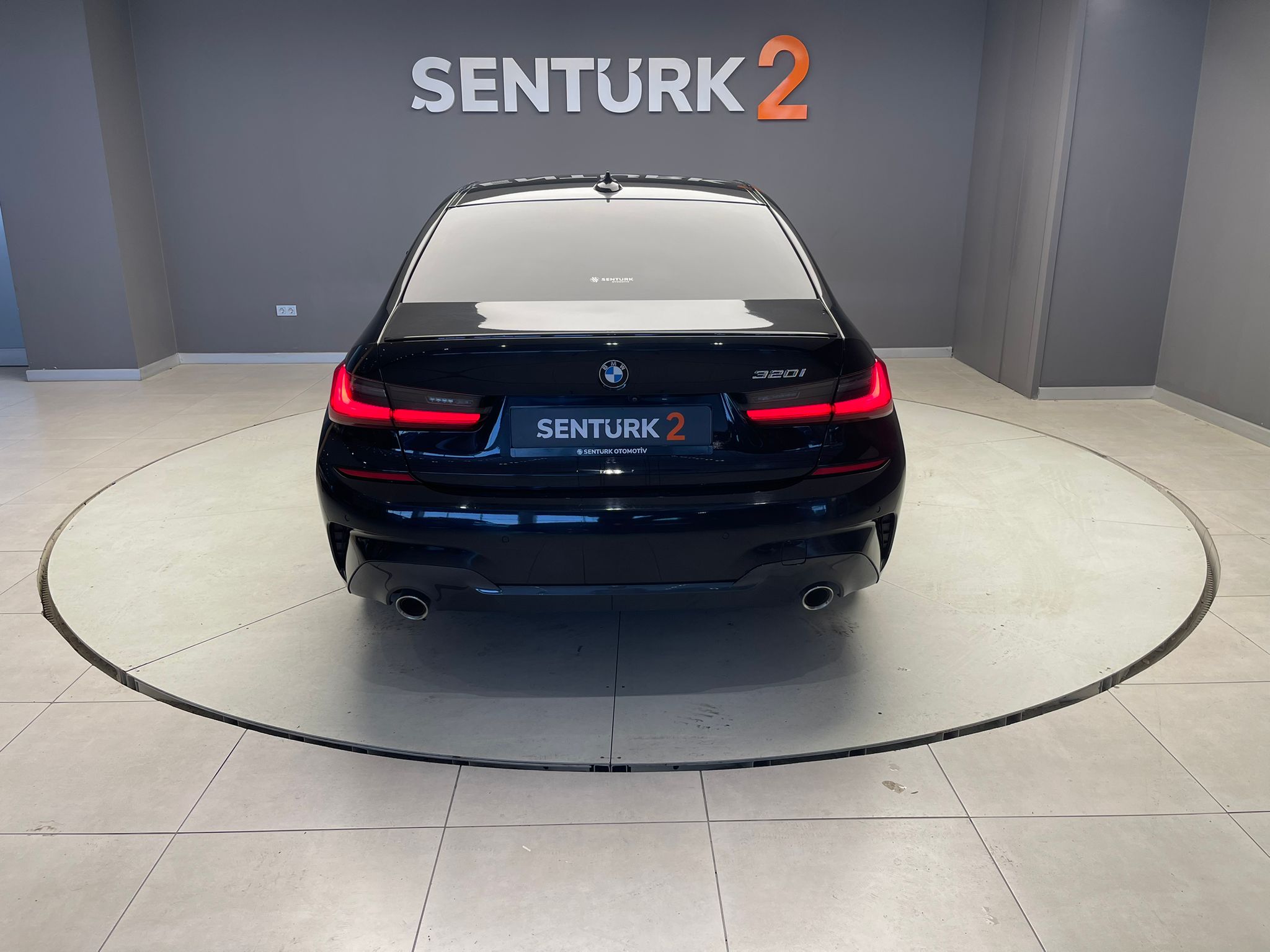 2020 MODEL BMW 320İ