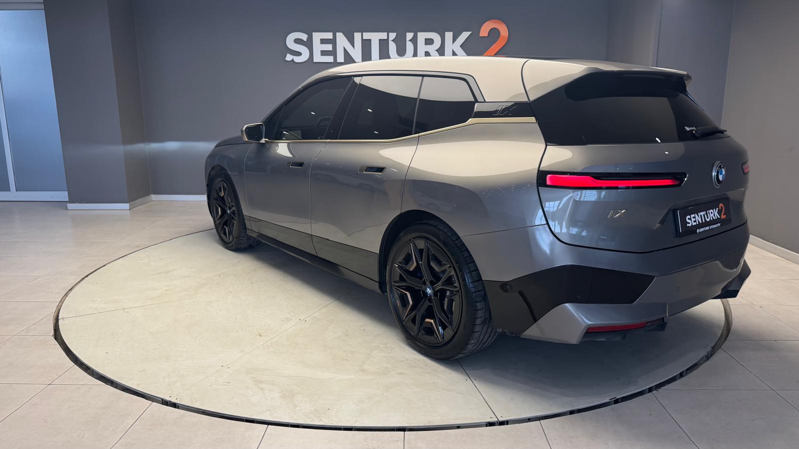 2023 MODEL BMW İX XDRİVE50 