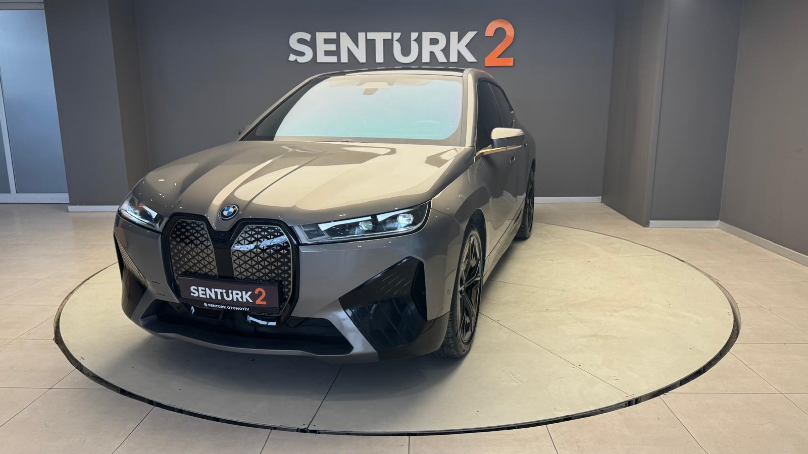 2023 MODEL BMW İX XDRİVE50 