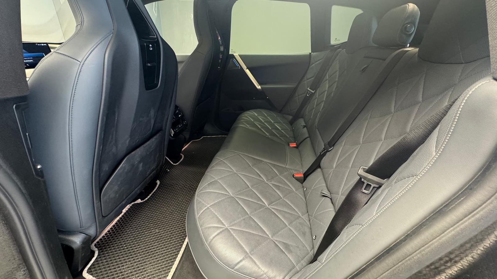 2023 MODEL BMW İX XDRİVE50 