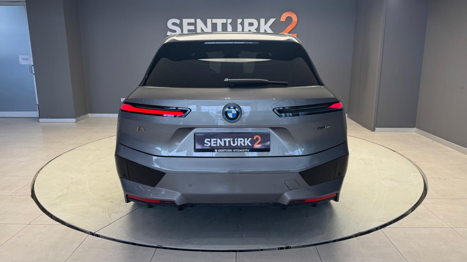 2023 MODEL BMW İX XDRİVE50 