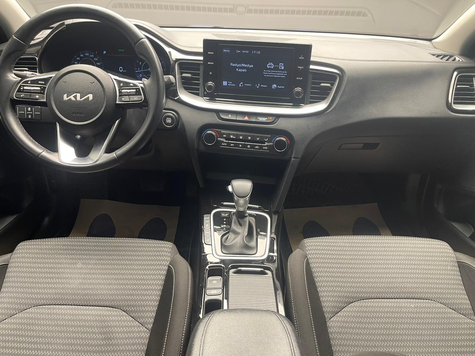 2023 MODEL KİA CEED 1.5L ELEGANCE