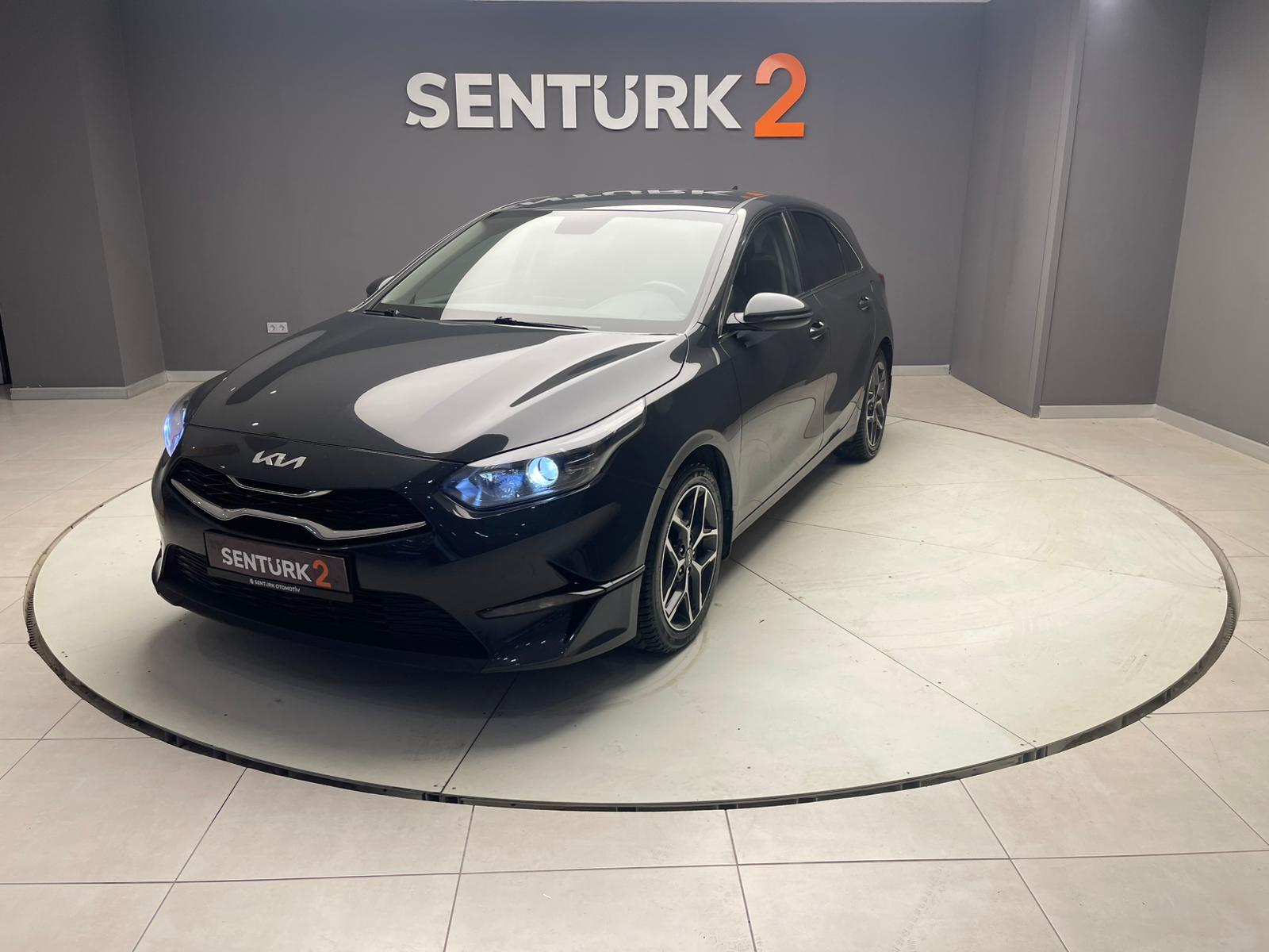 2023 MODEL KİA CEED 1.5L ELEGANCE