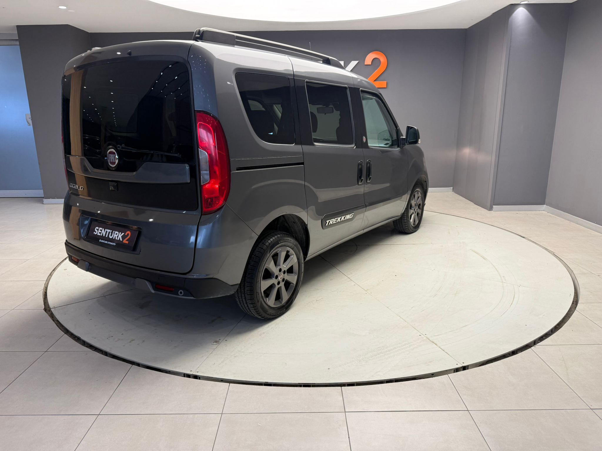 2023 MODEL FİAT DOBLO COMBİ 1.6 TREKKİNG