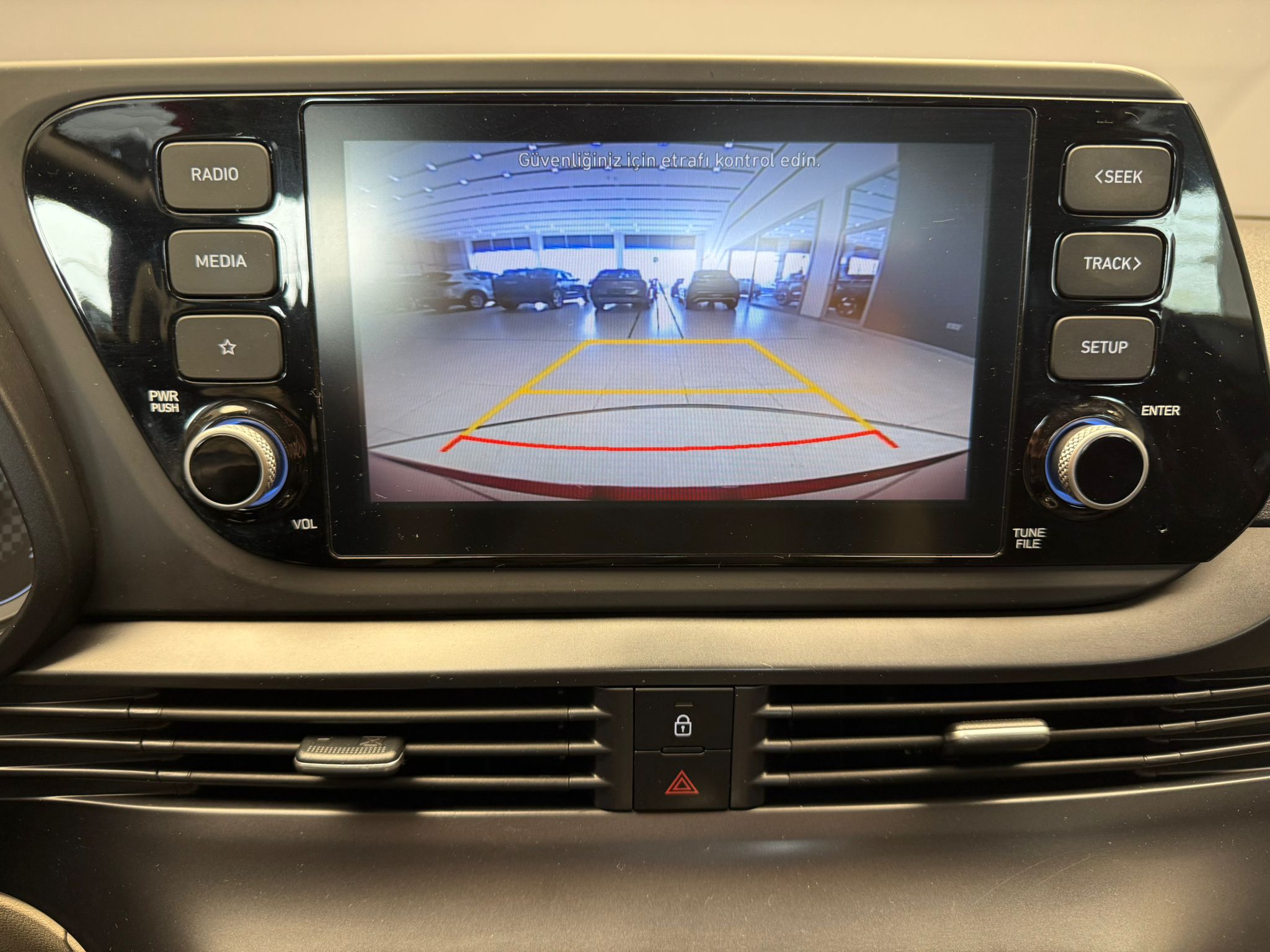 2023 MODEL HYUNDAİ İ120 1.4 STYLE