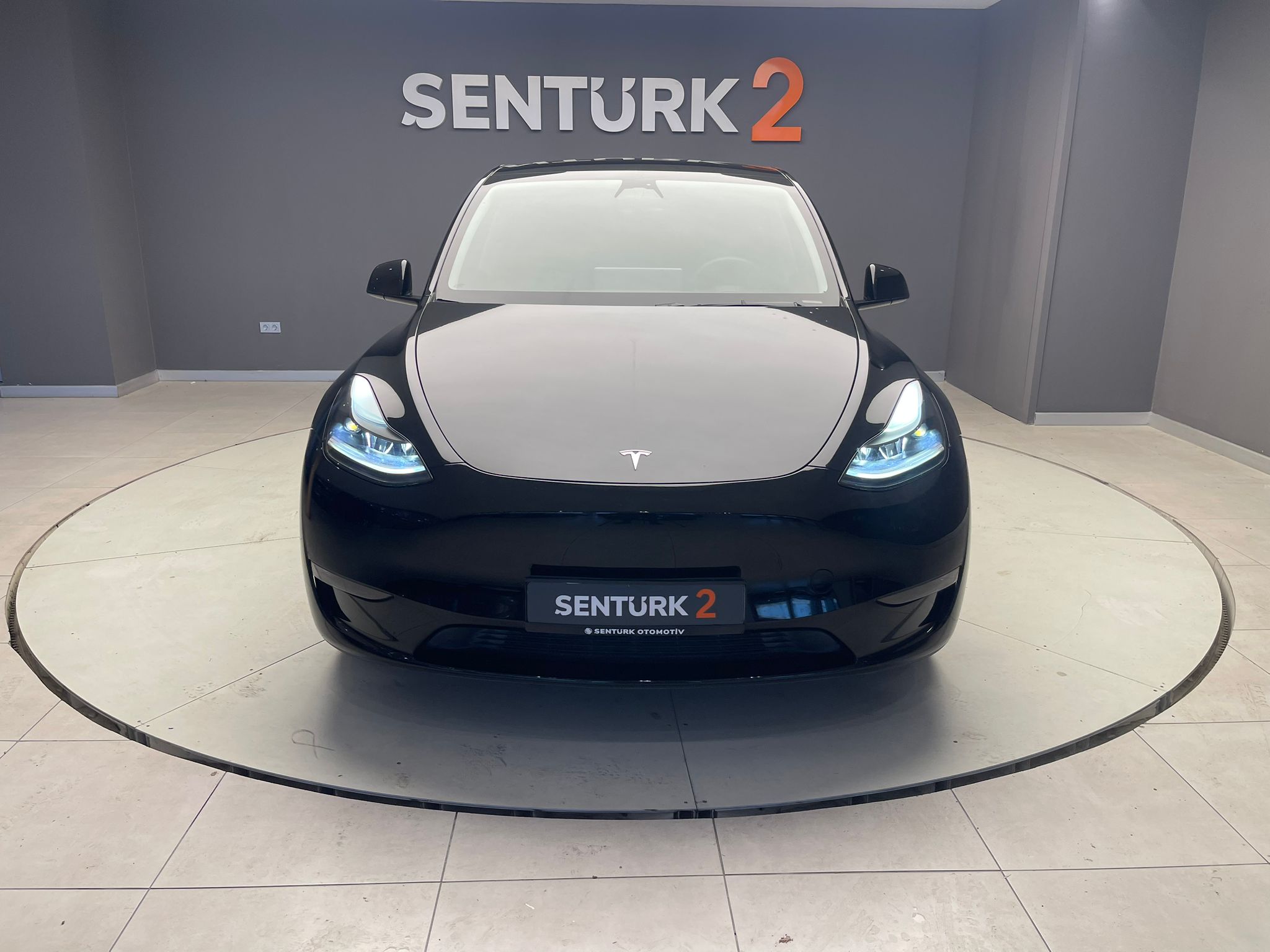 2023 MODEL TESLA MODEL Y PERFORMANCE