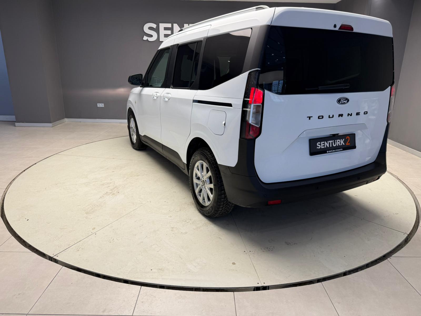 2024 MODEL FORD COURİER 1.5 TİTANİUM