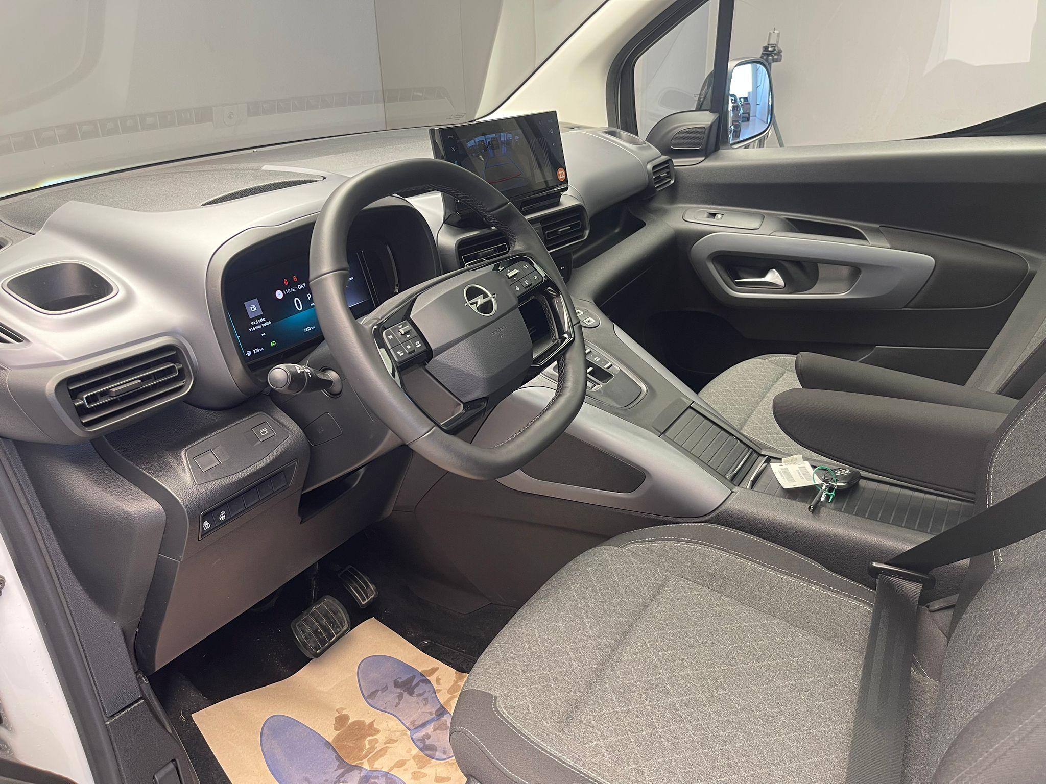 2025 MODEL OPEL COMBO 1.5 ULTİMATE