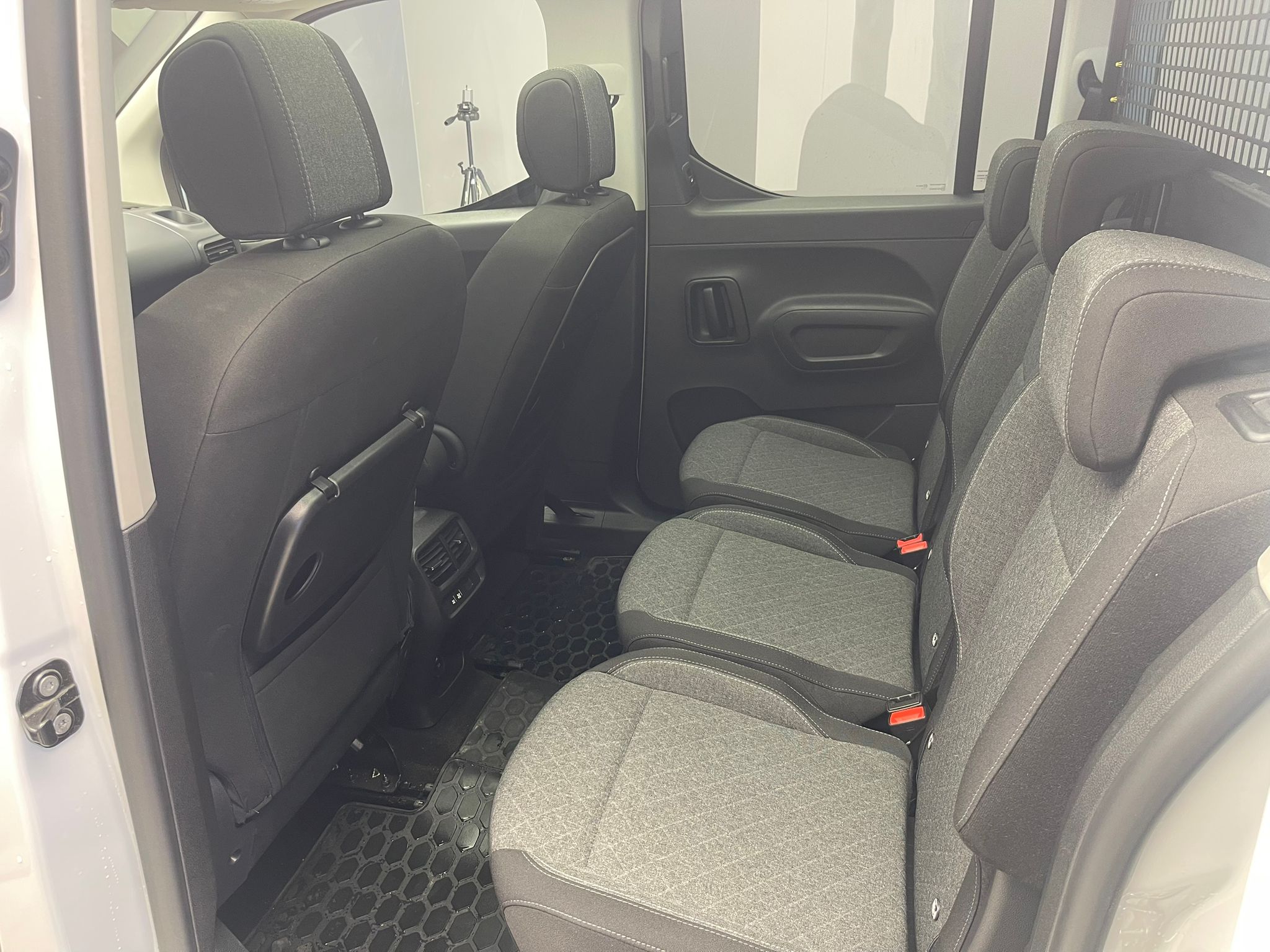 2025 MODEL OPEL COMBO 1.5 ULTİMATE