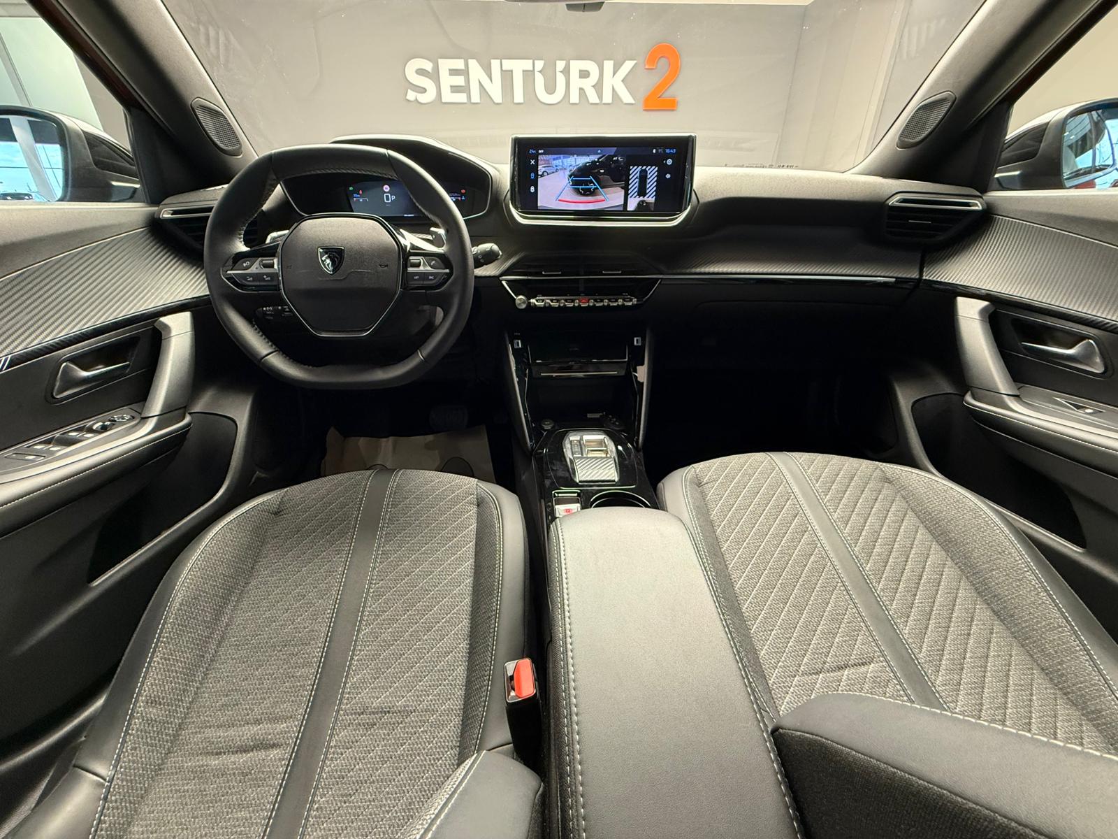 2025 MODEL PEUGEOT 2008 1.2 ALLURE