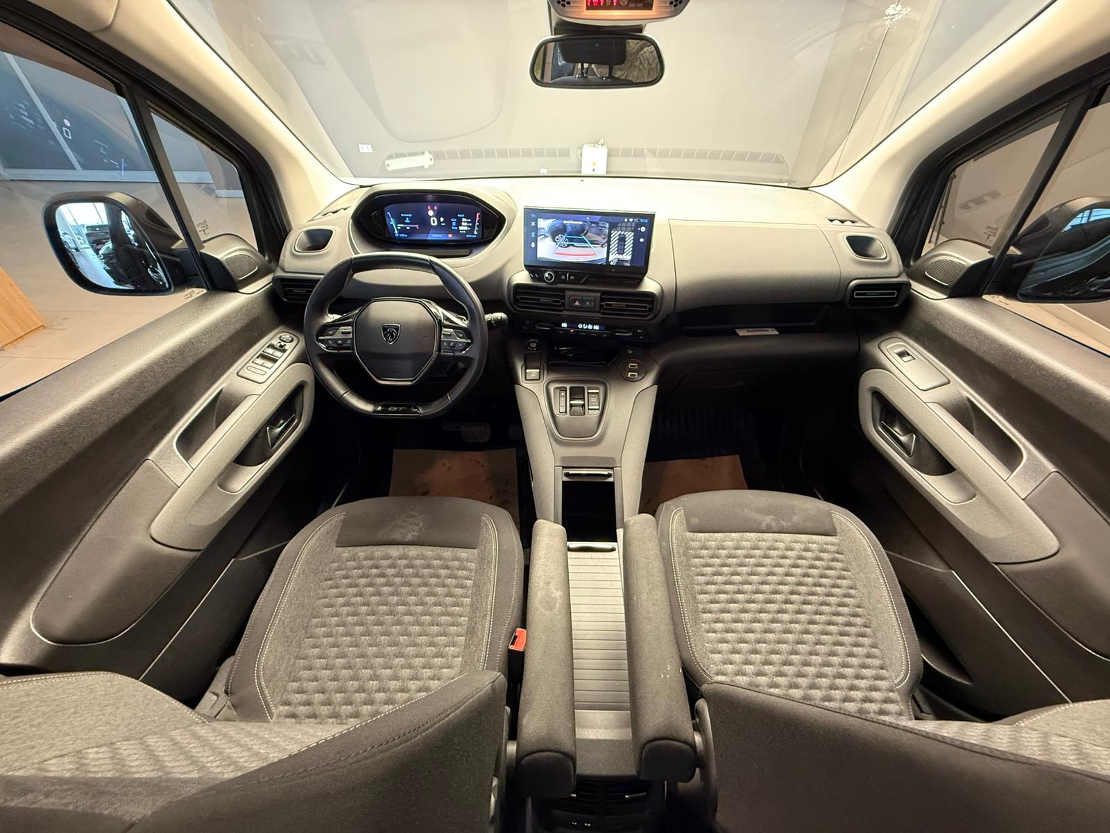 2025 MODEL PEUGEOT RİFTER 1.5 GT