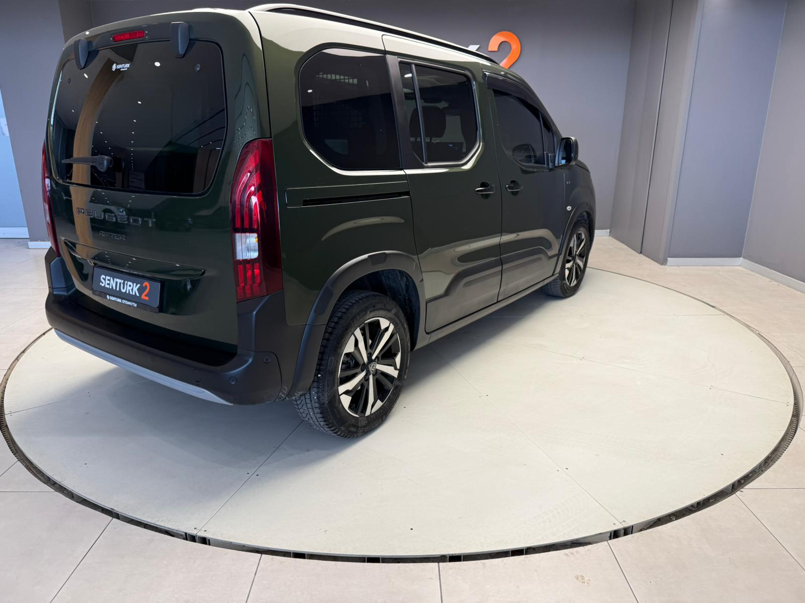 2025 MODEL PEUGEOT RİFTER 1.5 GT