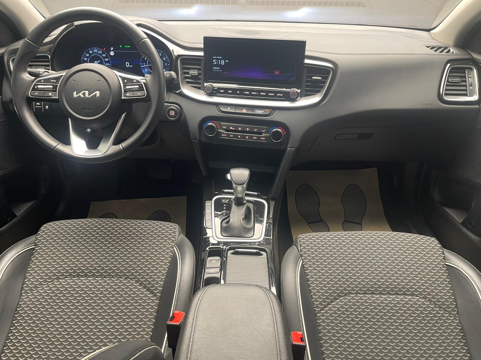 2025 MODEL KİA XCEED 1.5 T-GDI ELEGANCE 