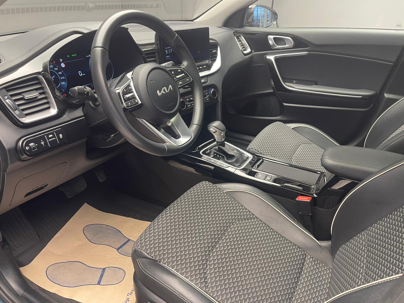 2025 MODEL KİA XCEED 1.5 T-GDI ELEGANCE 