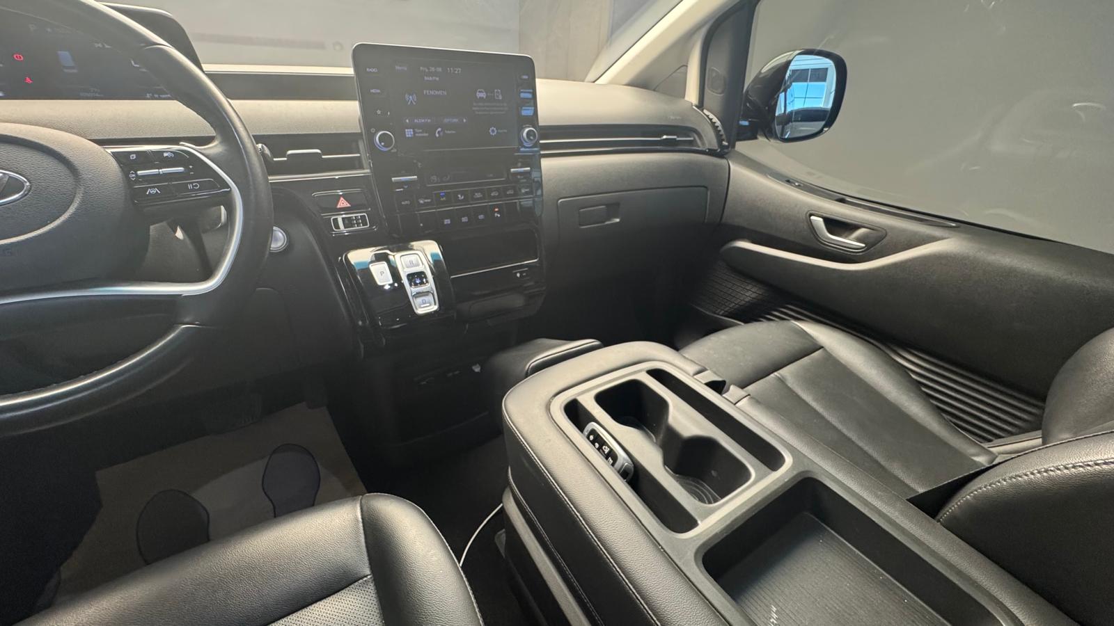 2023 MODEL HYUNDAİ STARİA 2.2 ELİTE 