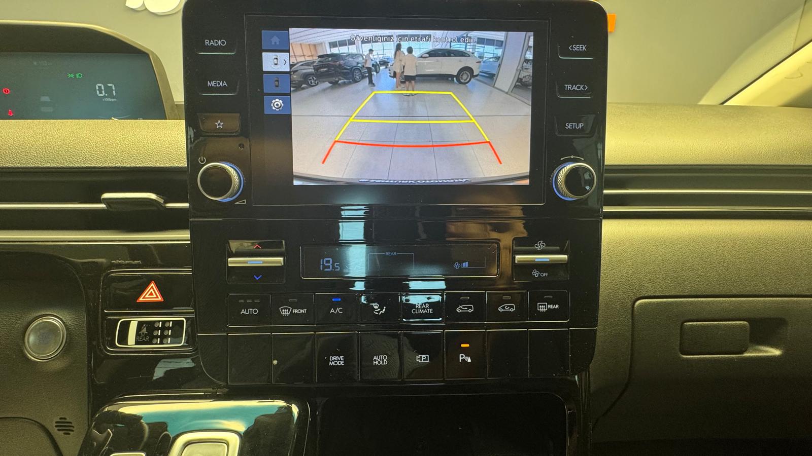 2023 MODEL HYUNDAİ STARİA 2.2 ELİTE 