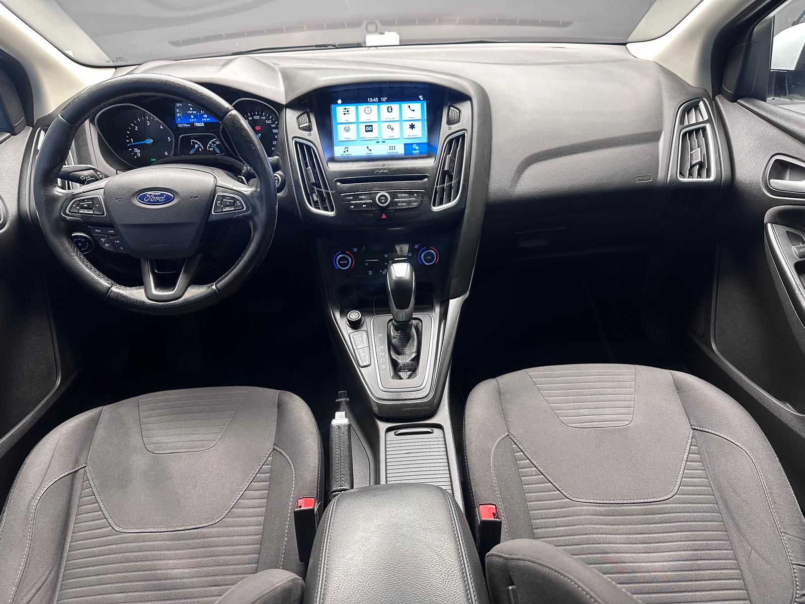 FORD FOCUS 1.5 TITANIUM