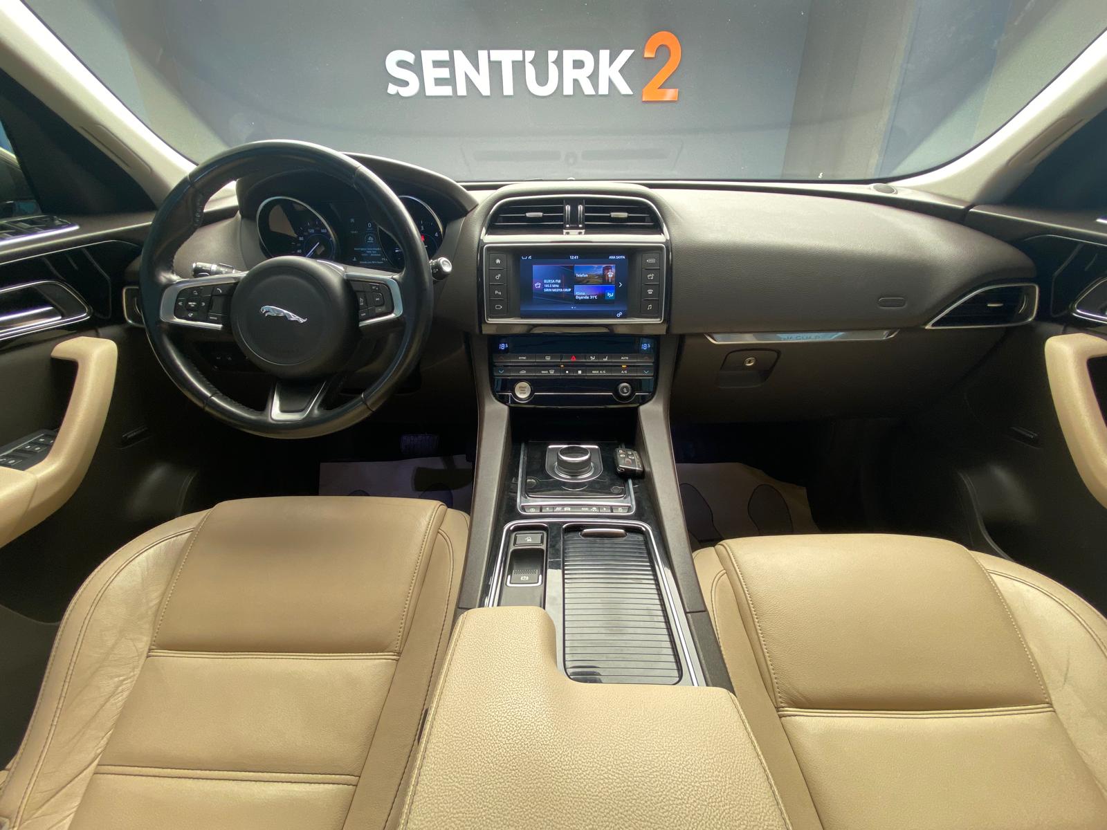  JAGUAR F PACE 2.0D 
